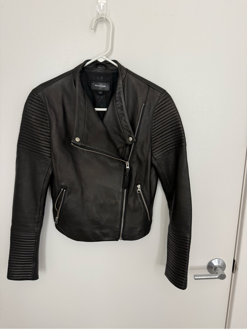 Mackage Saige leather jacket- XS